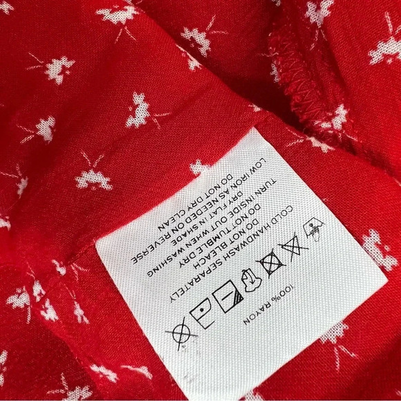 Anthropologie Faithfull The Brand Tie Front Crop Top Red Printed Size 4 B22 - Picture 5 of 7